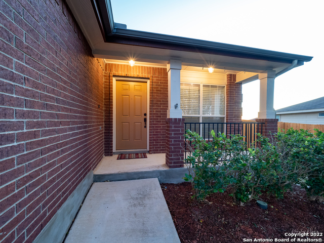 129 Crane Crest Dr Property Photo 2
