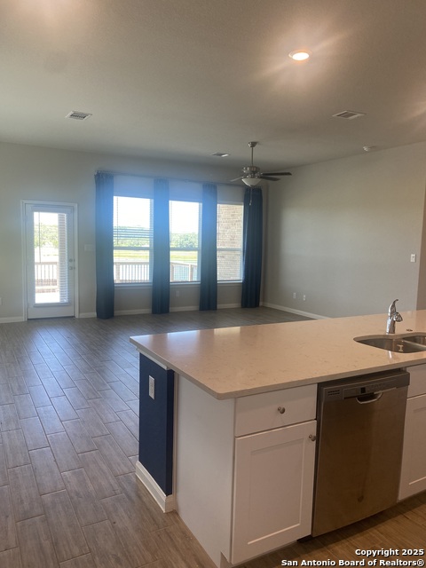 5336 Jasmine Spur Property Photo 5