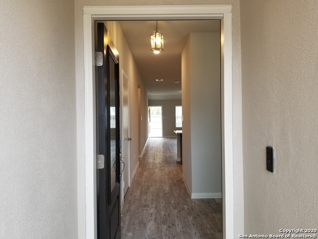 6114 Akin Pl Property Photo 3