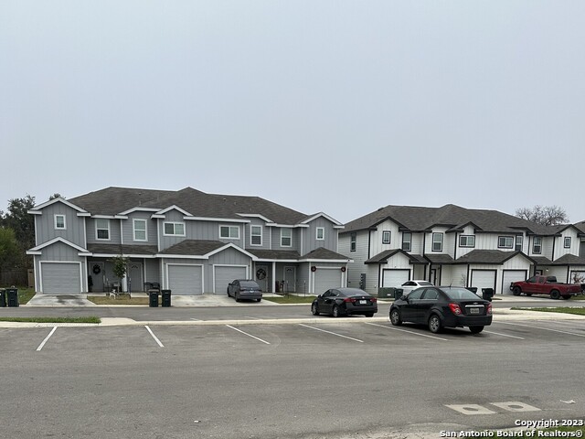 9919 Grove Mist Property Photo 2