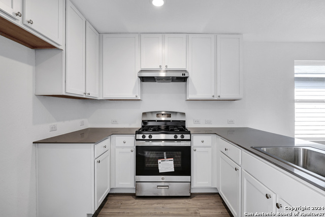 10215 Kersey Ml Property Photo 5