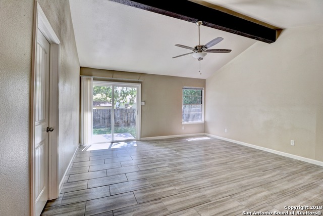 7731 Pipers Hill Property Photo 4