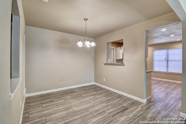 7731 Pipers Hill Property Photo 9