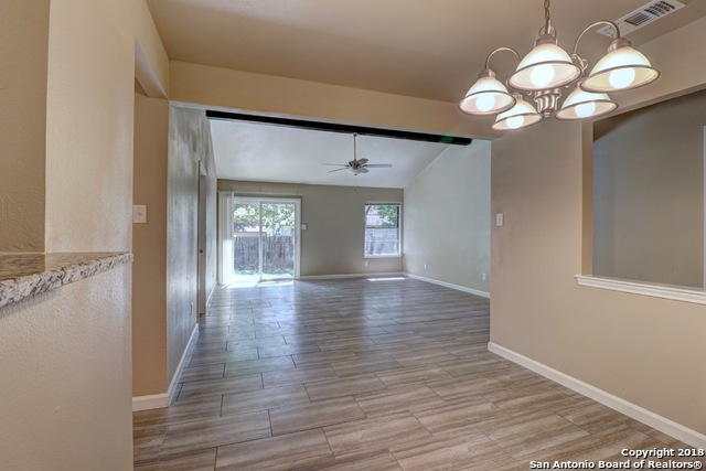 7731 Pipers Hill Property Photo 10