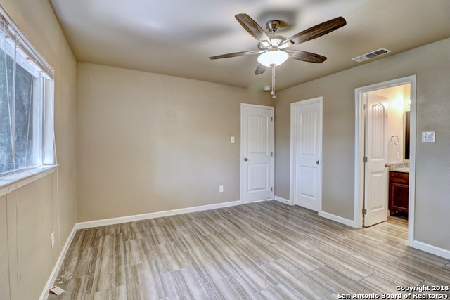 7731 Pipers Hill Property Photo 13