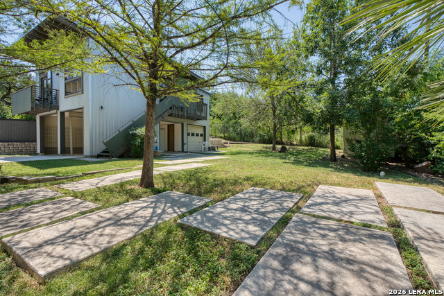 526 Pershing Ave Property Photo 26
