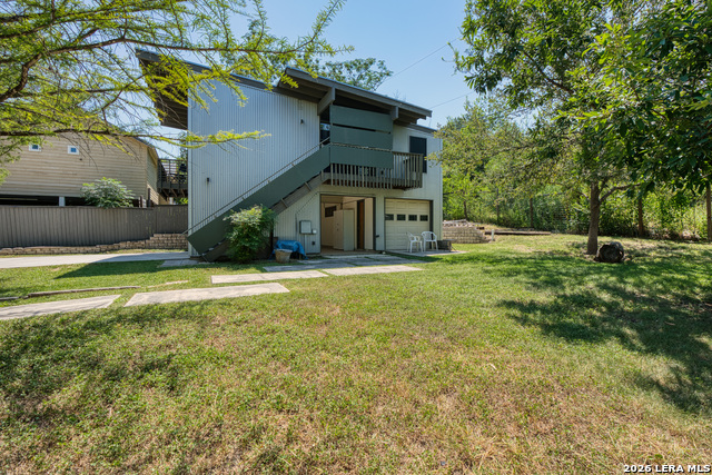 526 Pershing Ave Property Photo 27