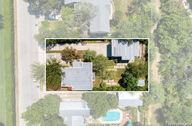 526 Pershing Ave Property Photo 33