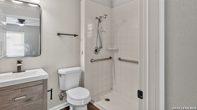 219 Leonidas Dr Property Photo 8