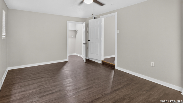 219 Leonidas Dr Property Photo 10