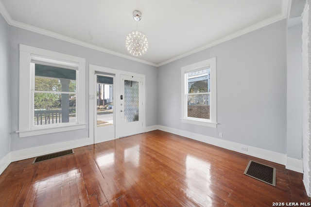 141 E Woodlawn Ave Property Photo 13