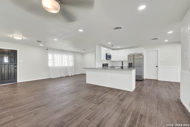 129 Young Property Photo 3