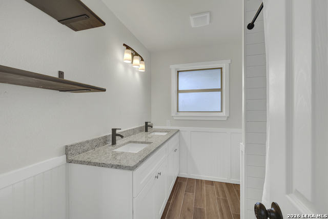 129 Young Property Photo 31