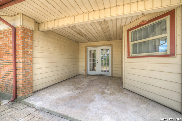 129 Young Property Photo 35