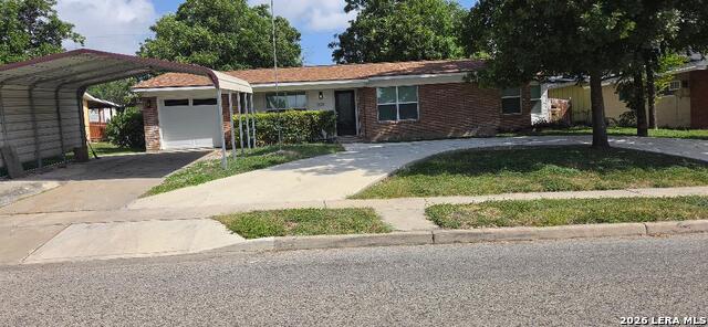 207 E Crestline Property Photo 2