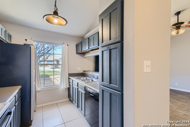5050 Ayrshire Property Photo 5