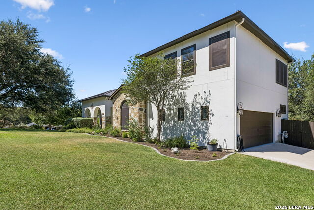 406 Marsh Oval Property Photo 2
