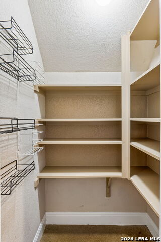 406 Marsh Oval Property Photo 16