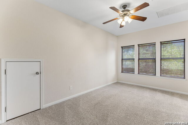 406 Marsh Oval Property Photo 27