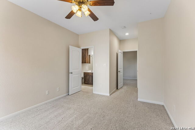 406 Marsh Oval Property Photo 30