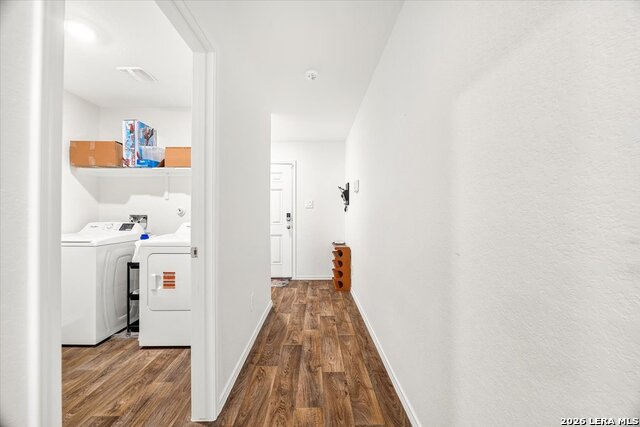 1675 House Finch Drive Property Photo 7