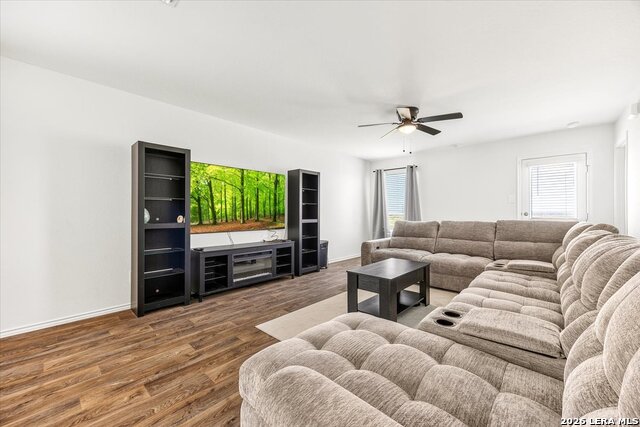 1675 House Finch Drive Property Photo 18