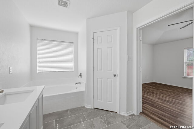 21503 Riverton Rise Property Photo 24