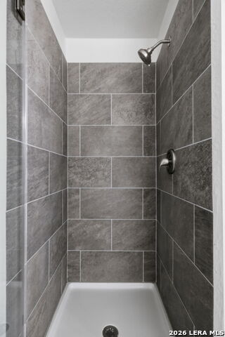21503 Riverton Rise Property Photo 27