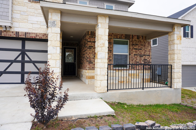 11211 Aristides Property Photo 3