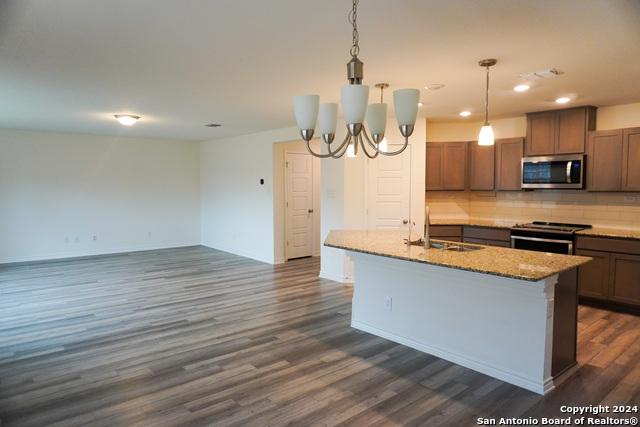 11211 Aristides Property Photo 10