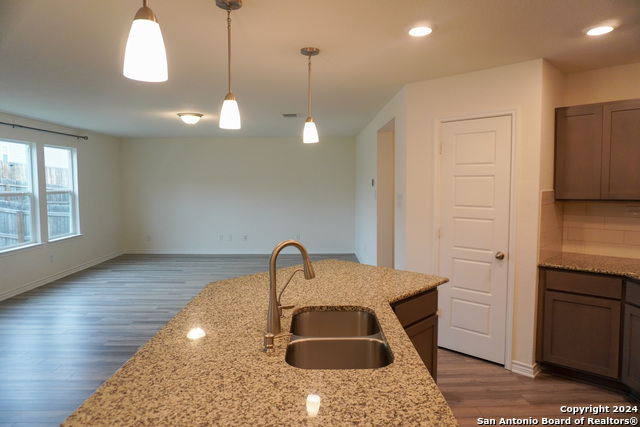 11211 Aristides Property Photo 12