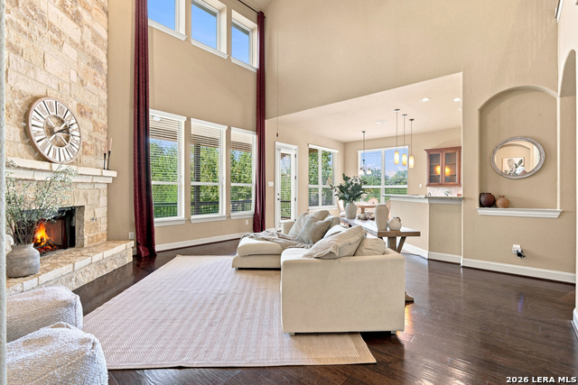 25735 Willard Path Property Photo 4