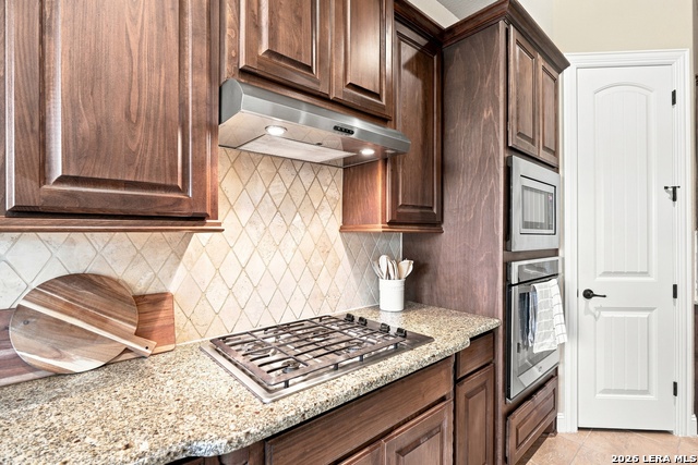 25735 Willard Path Property Photo 18