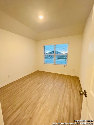 10419 Beachball Bend Property Photo 6
