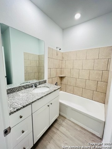 10419 Beachball Bend Property Photo 7