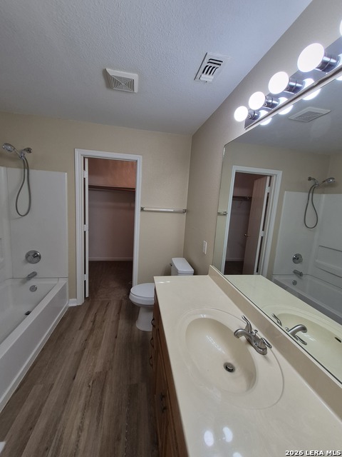 7703 Chatsworth Property Photo 25