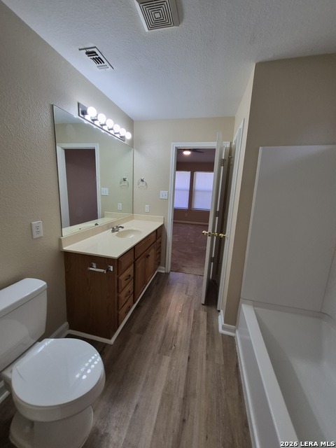 7703 Chatsworth Property Photo 27