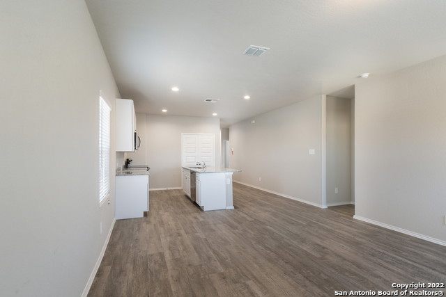 1149 Gracie Way Property Photo 7
