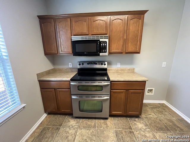 5302 Lowry Peterson Property Photo 5