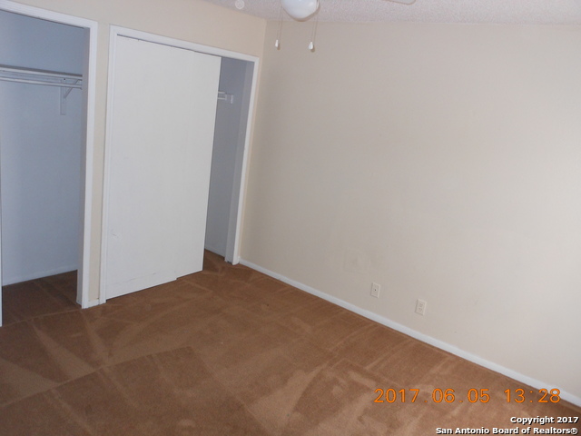 1400 Gardina St Property Photo 3