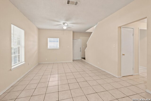 7605 Windsor Oaks Property Photo 3