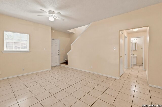 7605 Windsor Oaks Property Photo 4