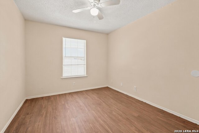 7605 Windsor Oaks Property Photo 9