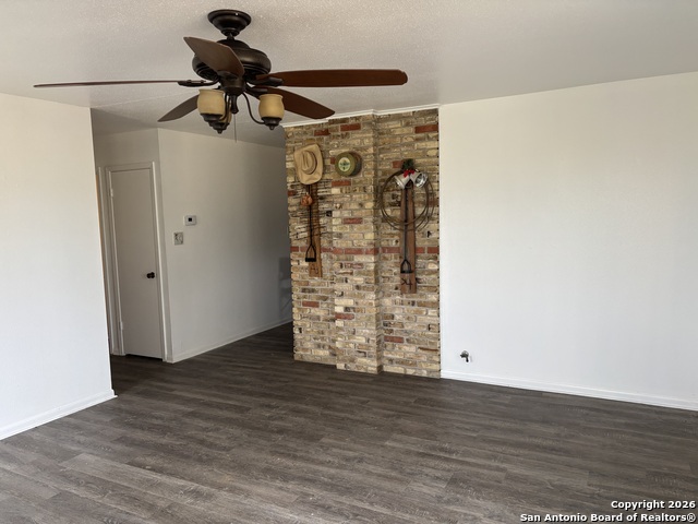 74 N Las Gallinas Property Photo 17