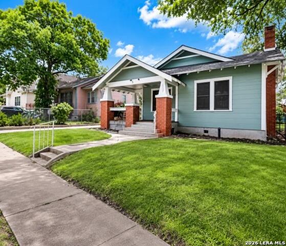 638 Avant Ave Property Photo 2