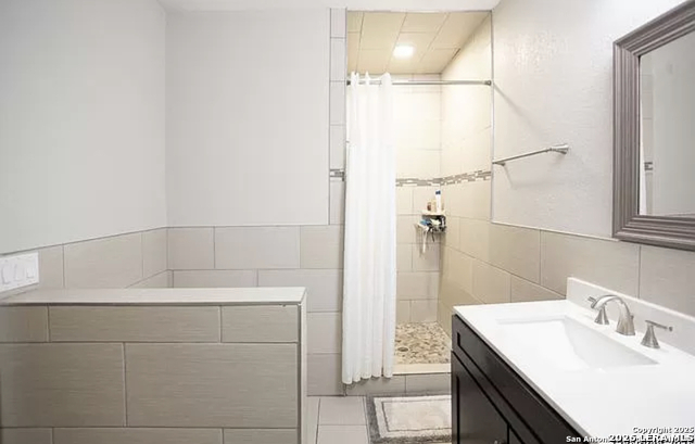 638 Avant Ave Property Photo 10
