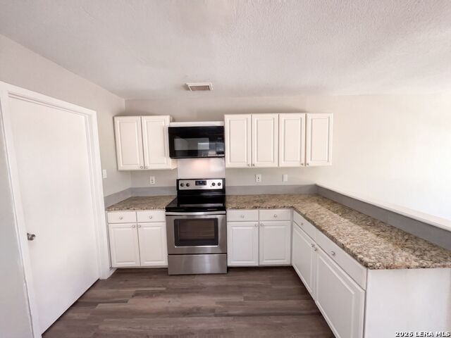9646 Ivy Plain Dr Property Photo 2