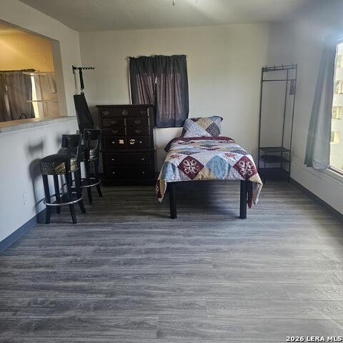 1211 Gladstone Property Photo 1