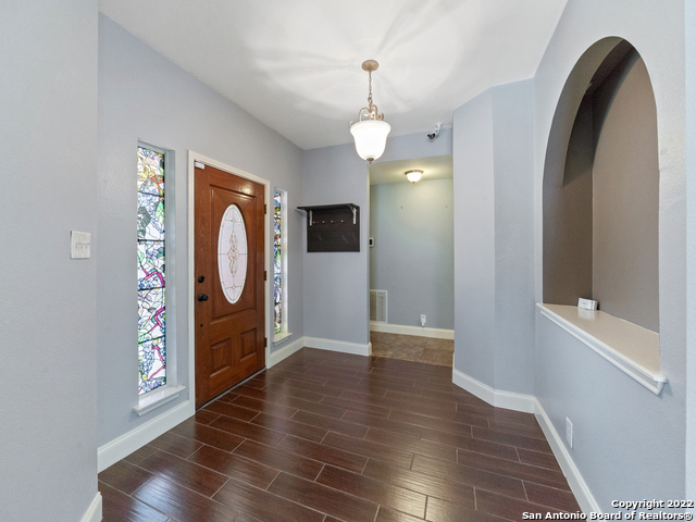 9807 Sandie Property Photo 6