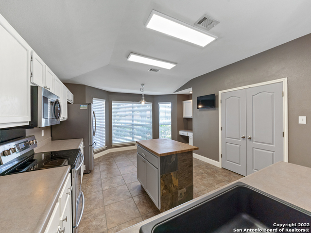 9807 Sandie Property Photo 11